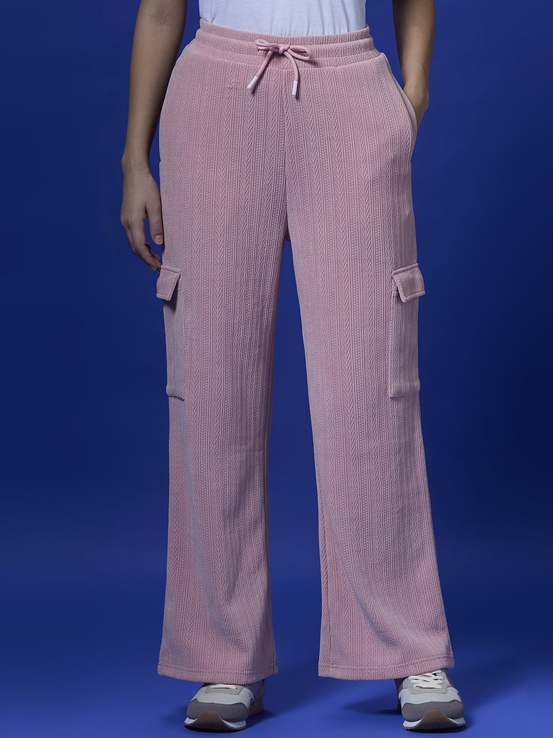 

Pepe Jeans Women Loose Fit Mid-Rise Trousers, Pink