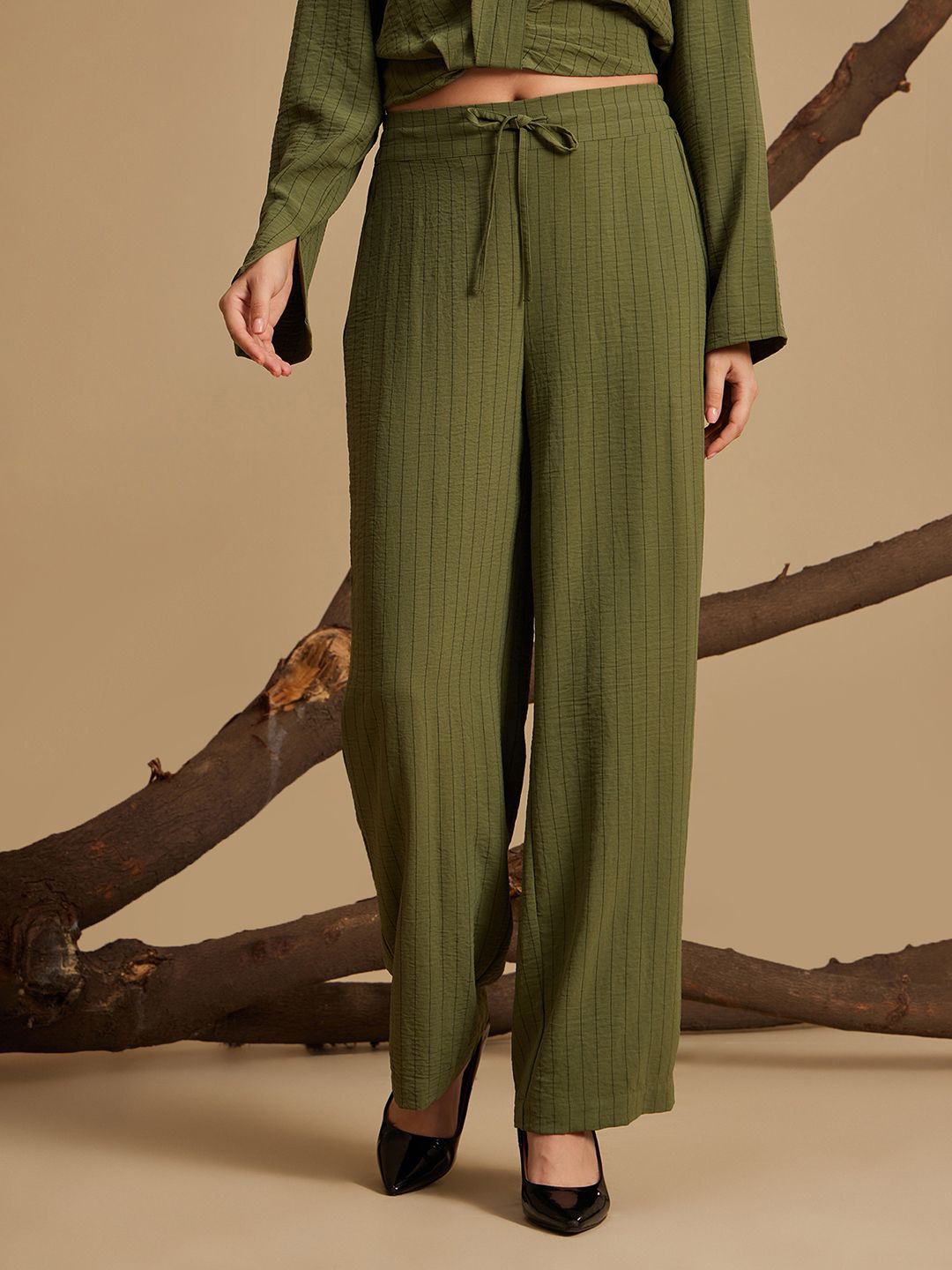

Kazo Women Striped Relaxed Fit Mid-Rise Trousers, Olive
