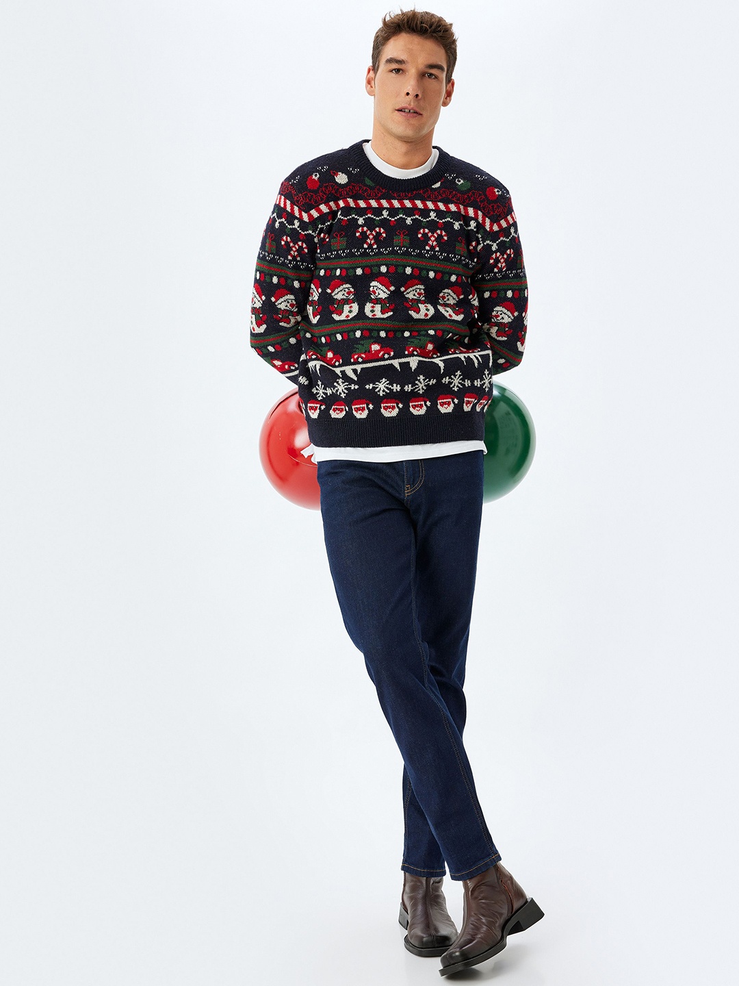 

Koton Men Conversational Printed Round Neck Pullover, Navy blue