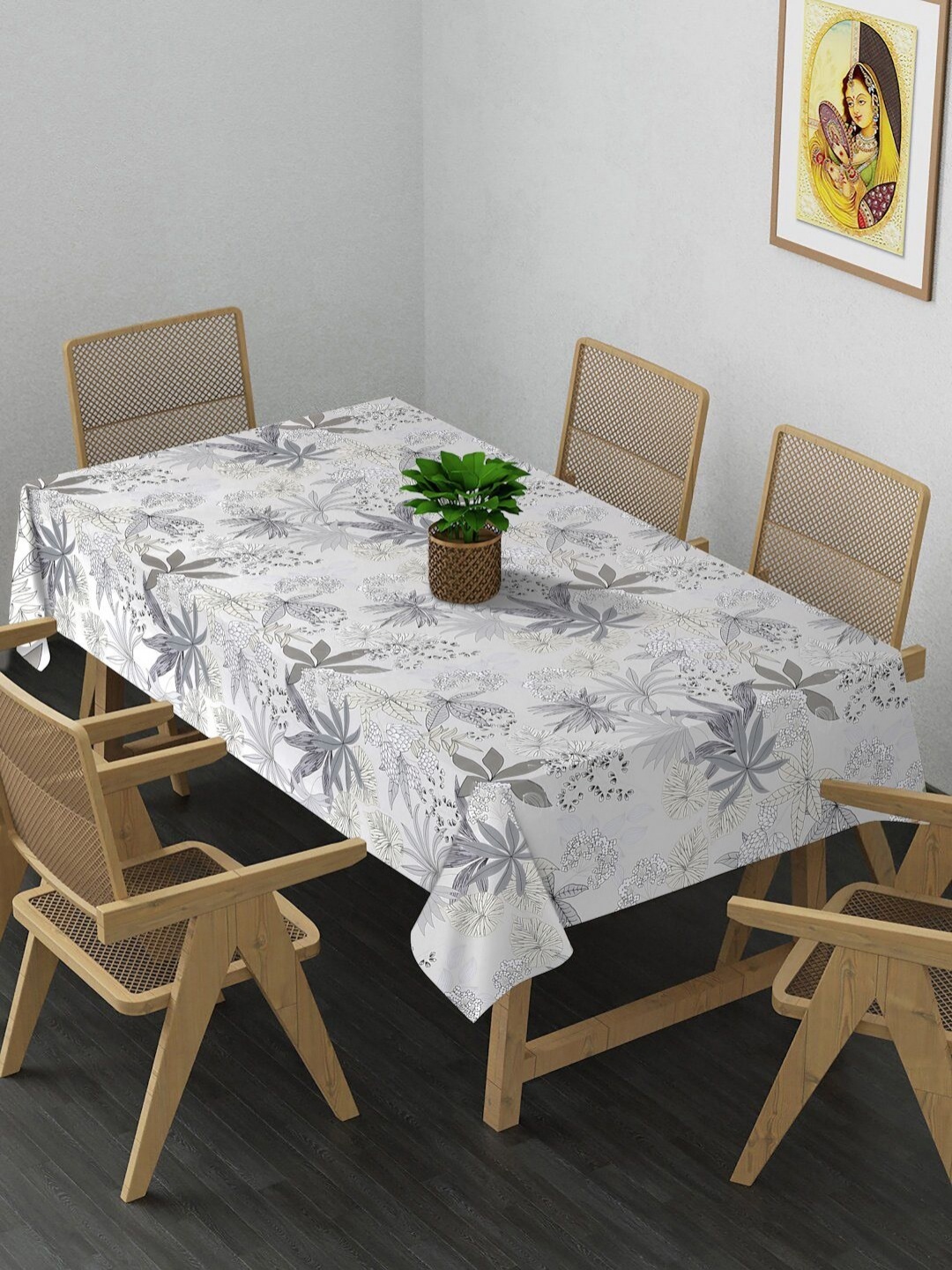 

Arrabi Grey & White Floral Printed 8-Seater Table Cover