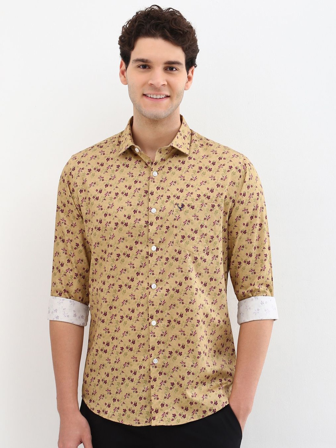 

Allen Solly Men Slim Fit Floral Opaque Printed Casual Shirt, Khaki