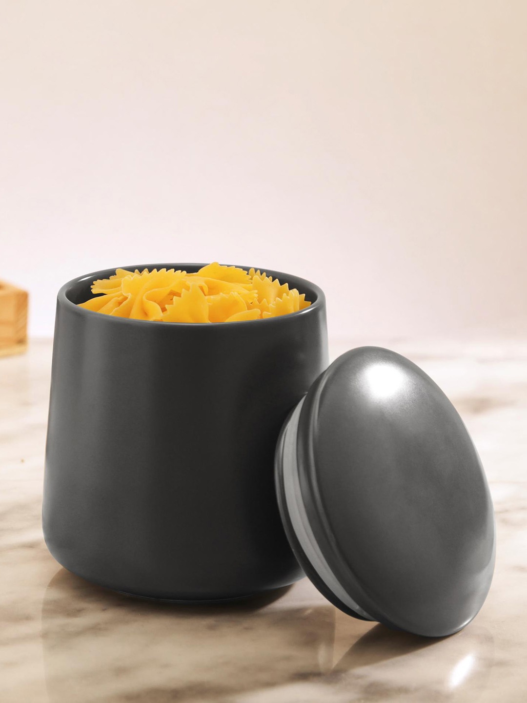 

NATURALLYOURS Ceramic Wares Storage Jar Matt Cool, Black
