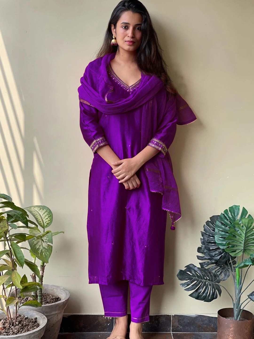 

Anni Designer Women Ethnic Motifs Regular Thread Work Kurta with Trousers & With Dupatta, Purple