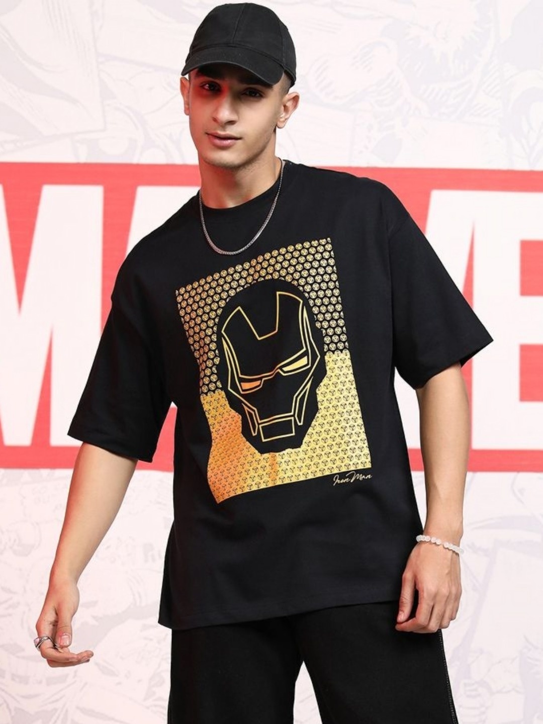 

HIGHLANDER Men Iron Man Printed Drop Shoulder Sleeves Tshirt, Black