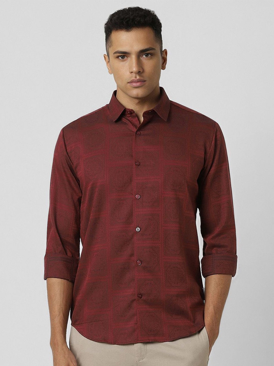 

V Dot Men Slim Fit Opaque Printed Party Shirt, Red