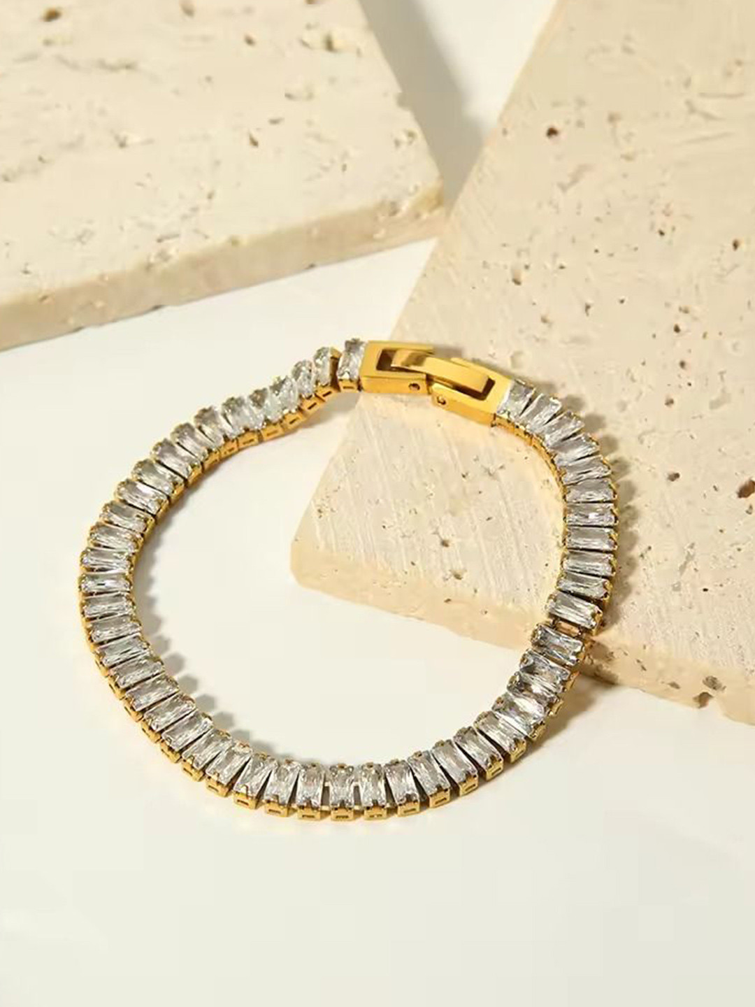 

DIVASTRI Women Antique Gold-Plated Kada Bracelet