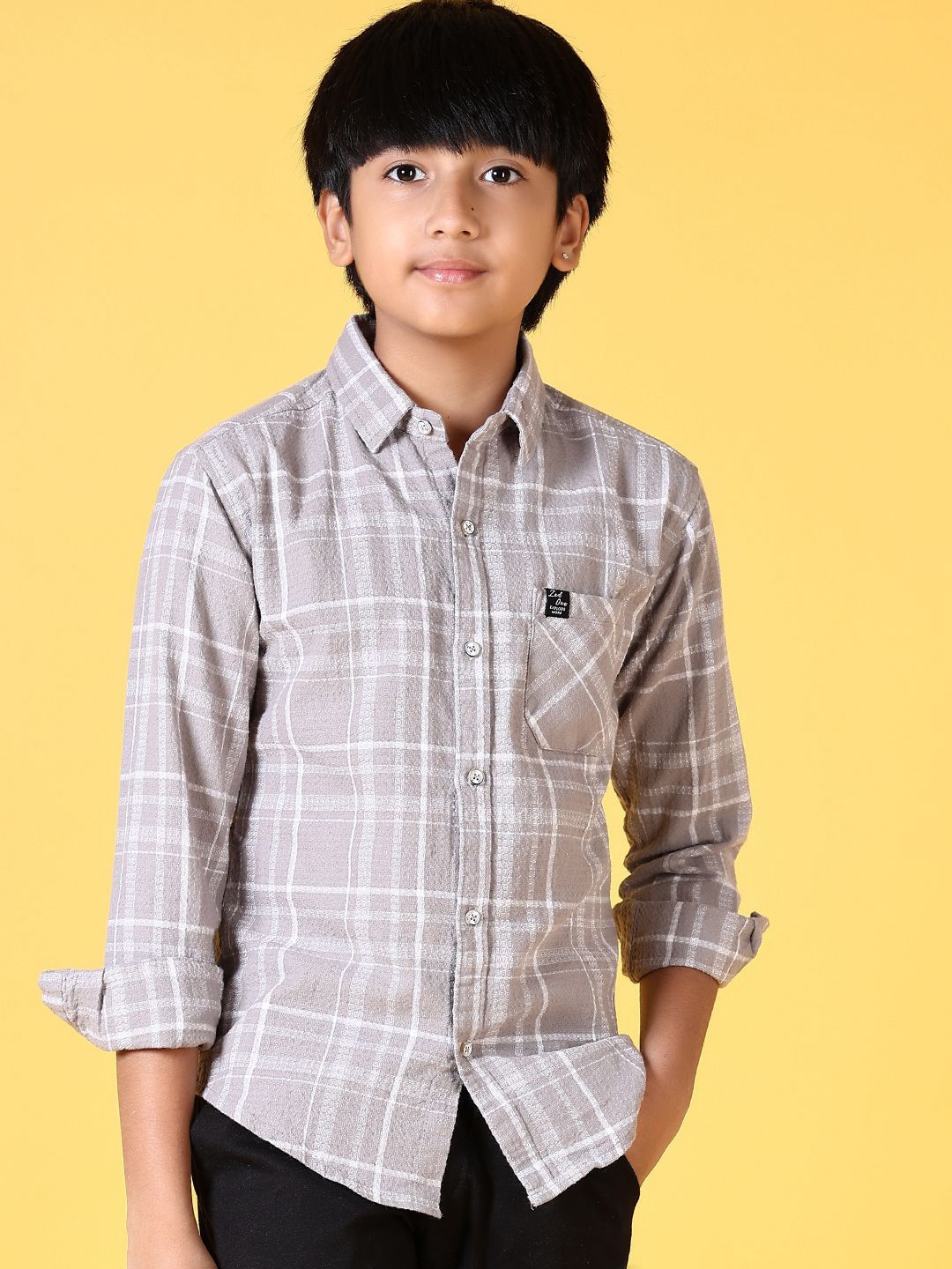 

V-Mart Boys Opaque Checked Casual Shirt, Grey