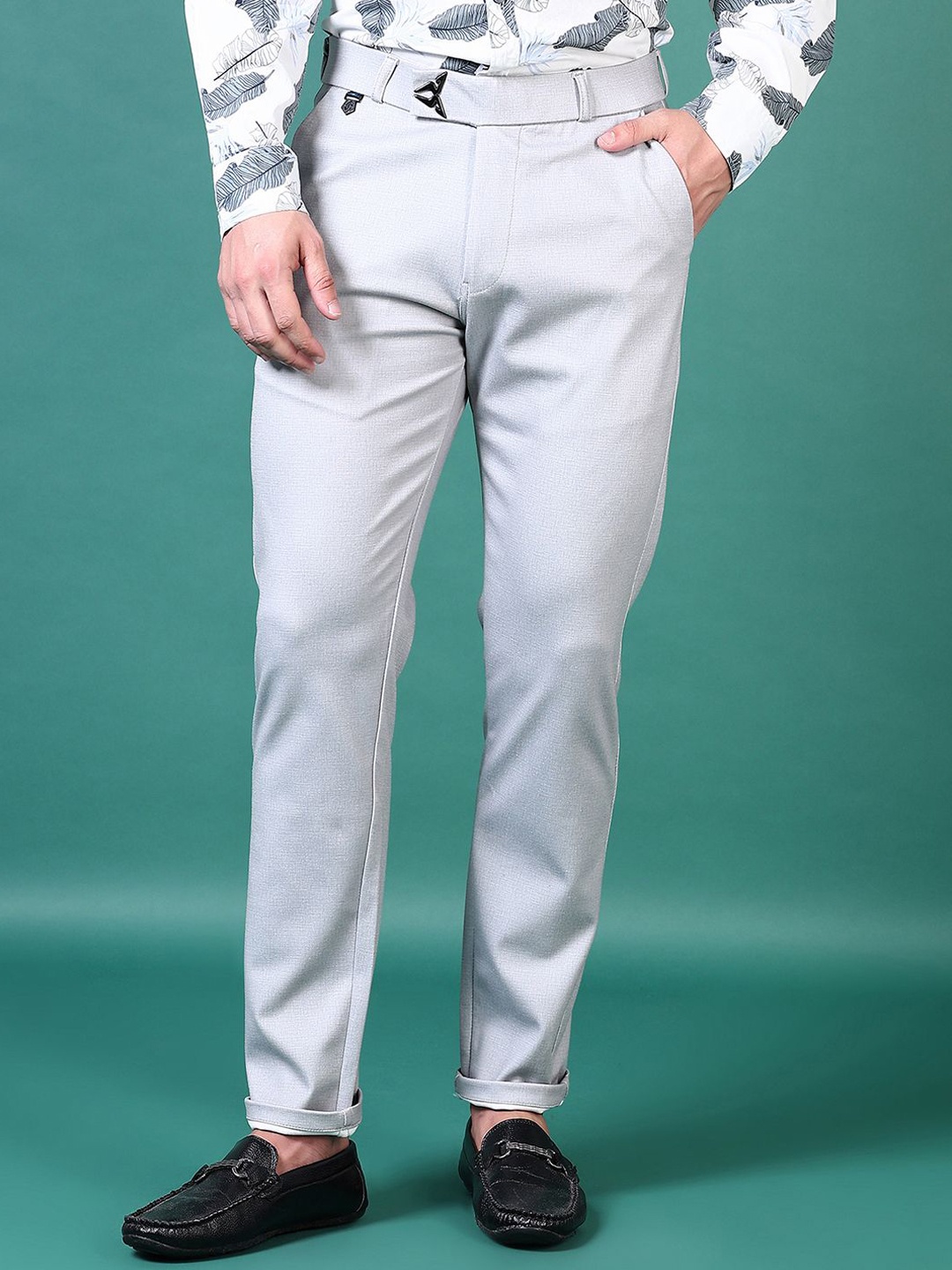 

V-Mart Men Regular Fit Mid-Rise Cotton Chinos Trousers, Grey