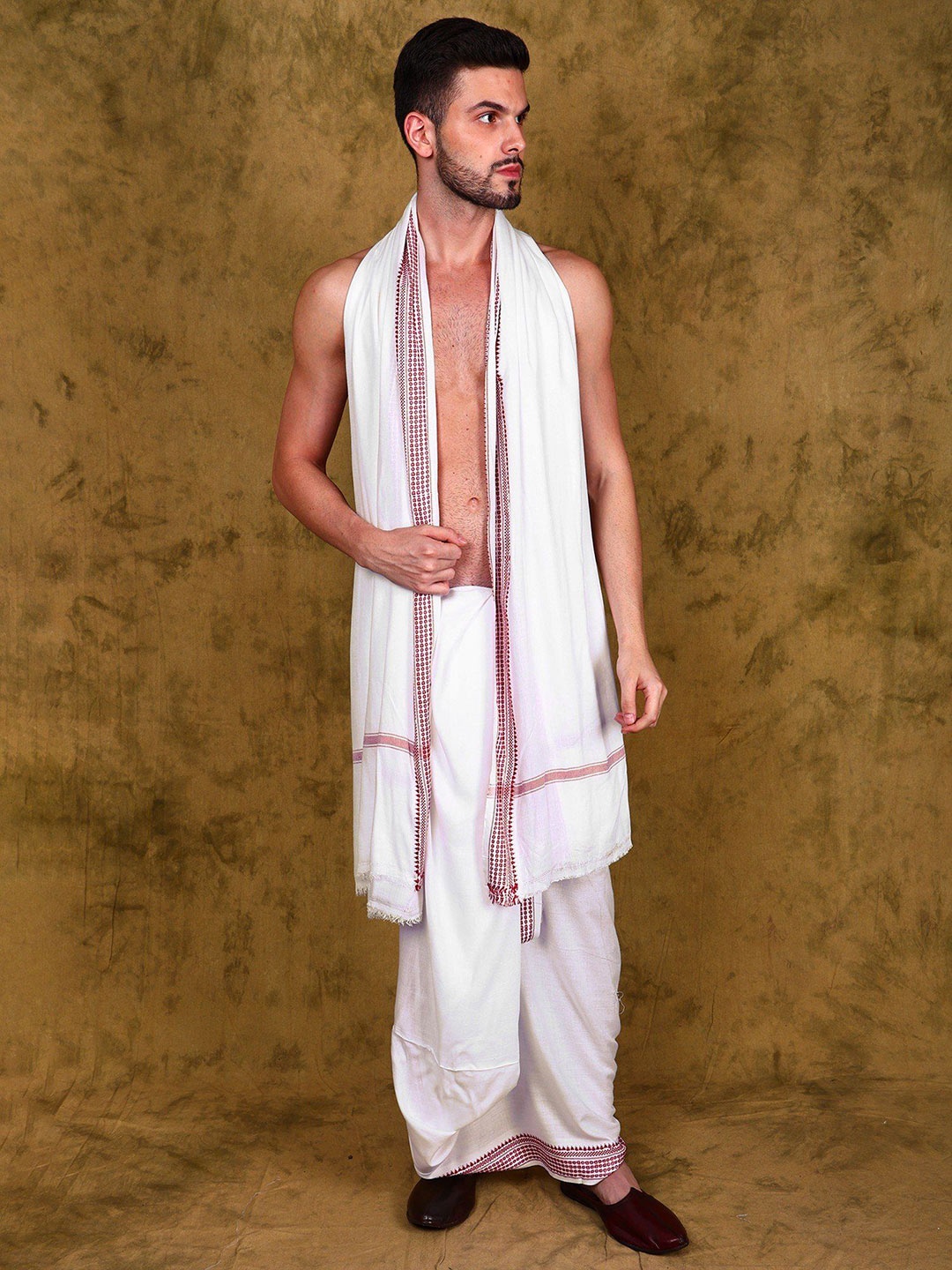 

Exotic India Angavastram Set and Jute Fiber Dhoti with Woven Border from Varanasi, White