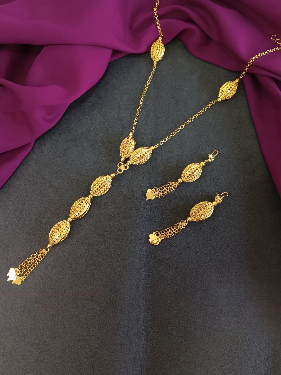 

Efulgenz Gold-Plated Bridal Beaded Jewellery Set