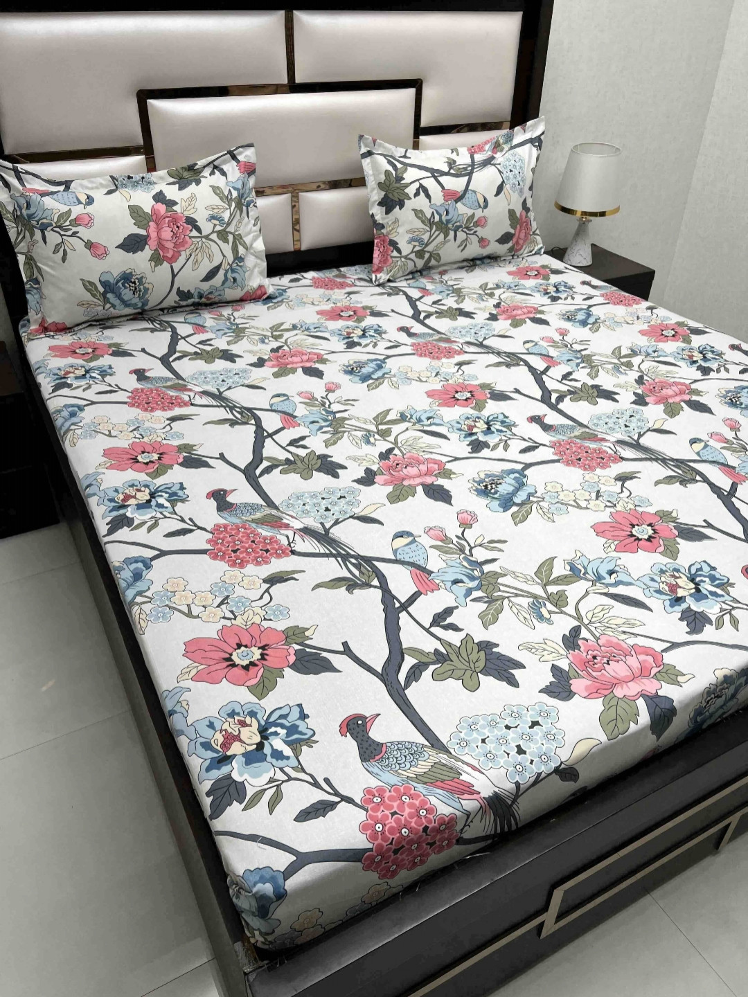 

Pure Decor Amulya Pink & Grey Floral Microfiber 330 TC Queen Bedsheet Set-2.28 m x 2.56 m