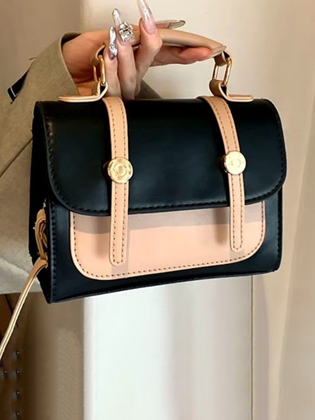 

StyleCast Black & Beige Bucket Casual Side Bag