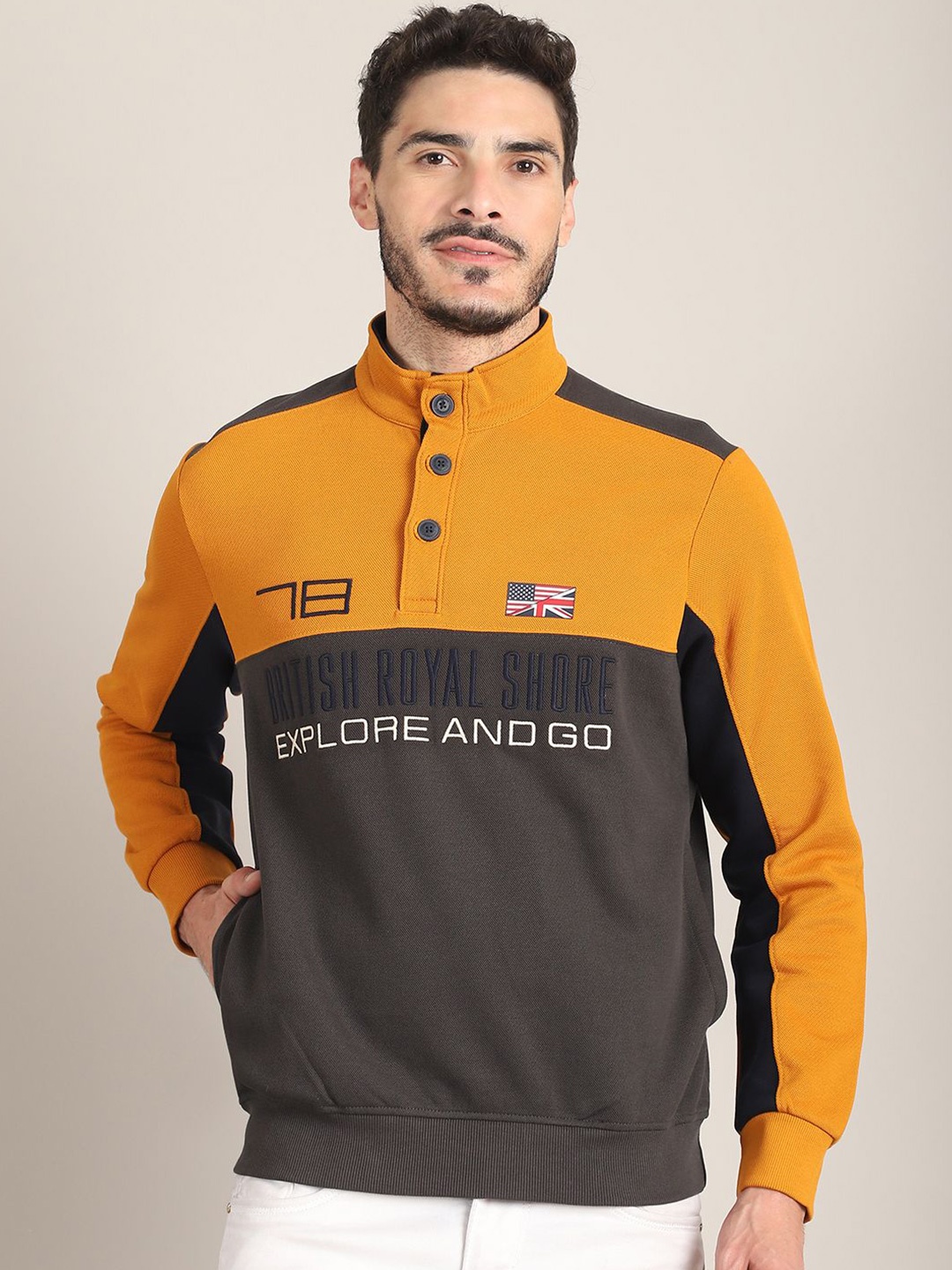 

CONFIDENCE Men Embroidered Mock Collar Sweatshirt, Gold