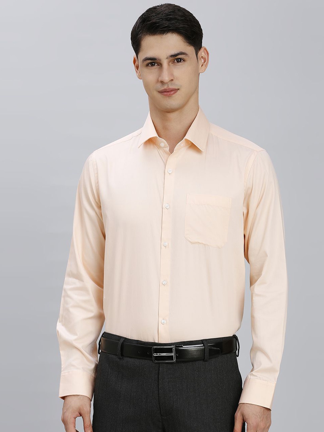

Reid & Taylor Men Classic Opaque Formal Shirt, Peach