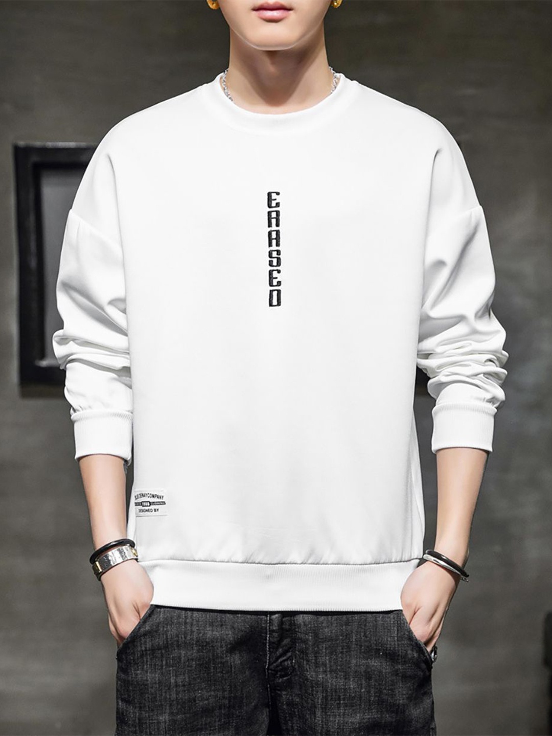 

StyleCast x Revolte Men Printed Sweatshirt, White