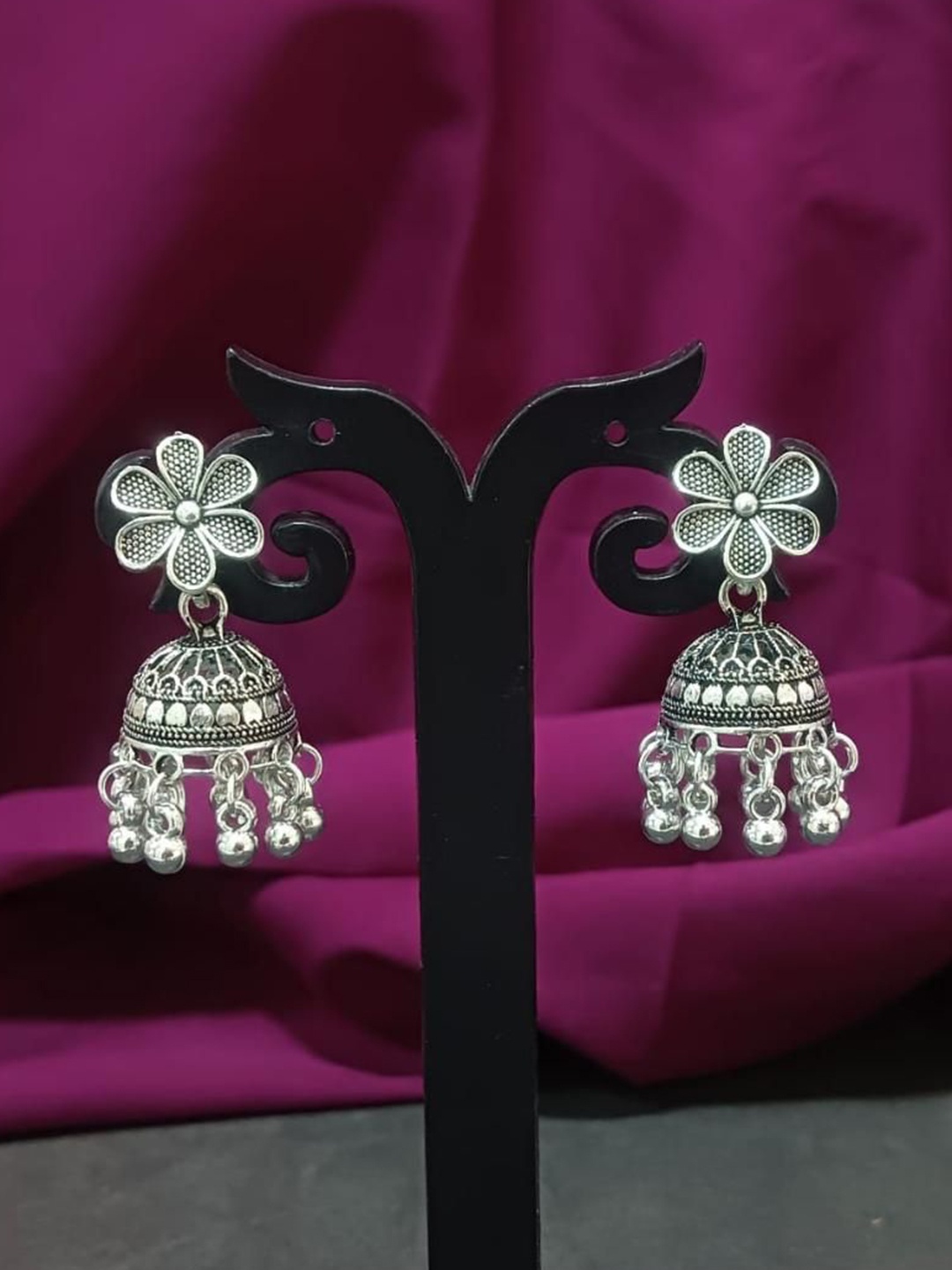 

Efulgenz Rhodium-Plated Contemporary Jhumkas Earrings, Silver