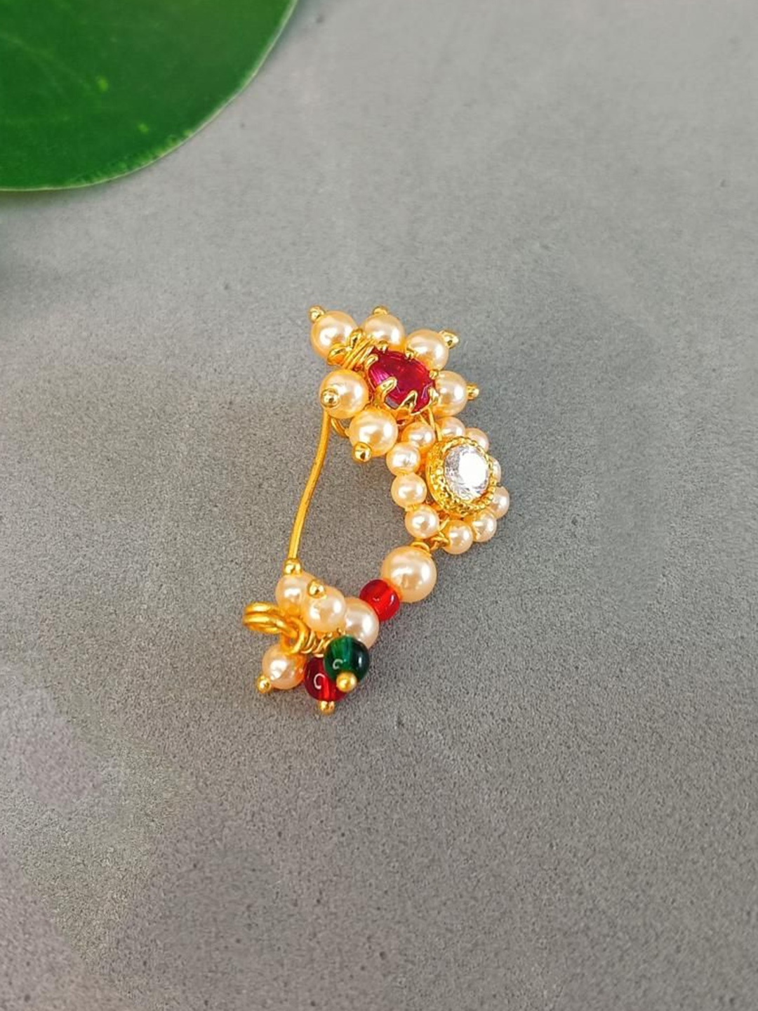 

Efulgenz Gold-Plated Crystal Stud Antique Nosepin