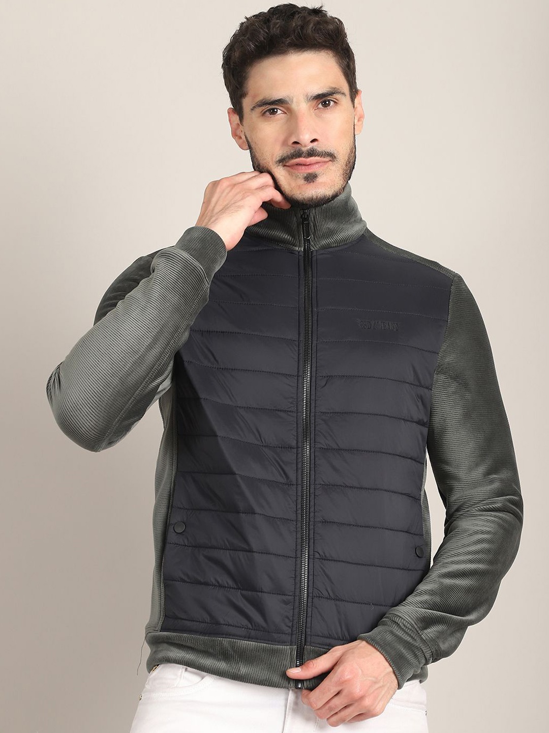 

CONFIDENCE Men Mock Collar Colourblocked Front-Open Sweatshirt, Black