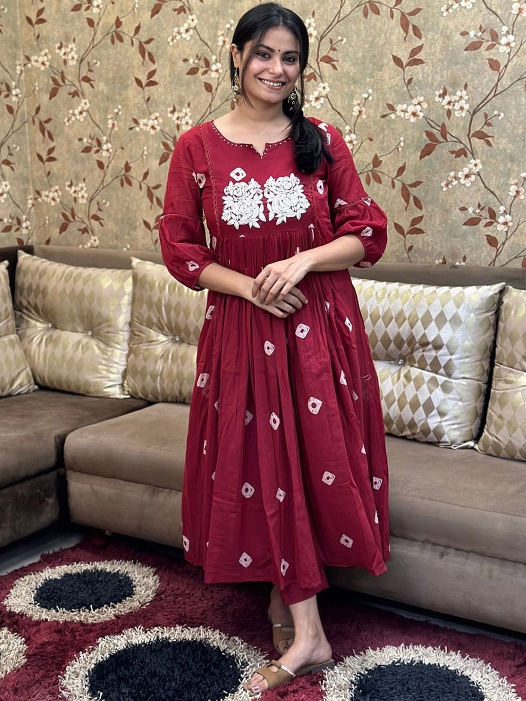 

Anni Designer Floral Embroidered Notch Neck Anarkali Kurta with Trousers, Maroon