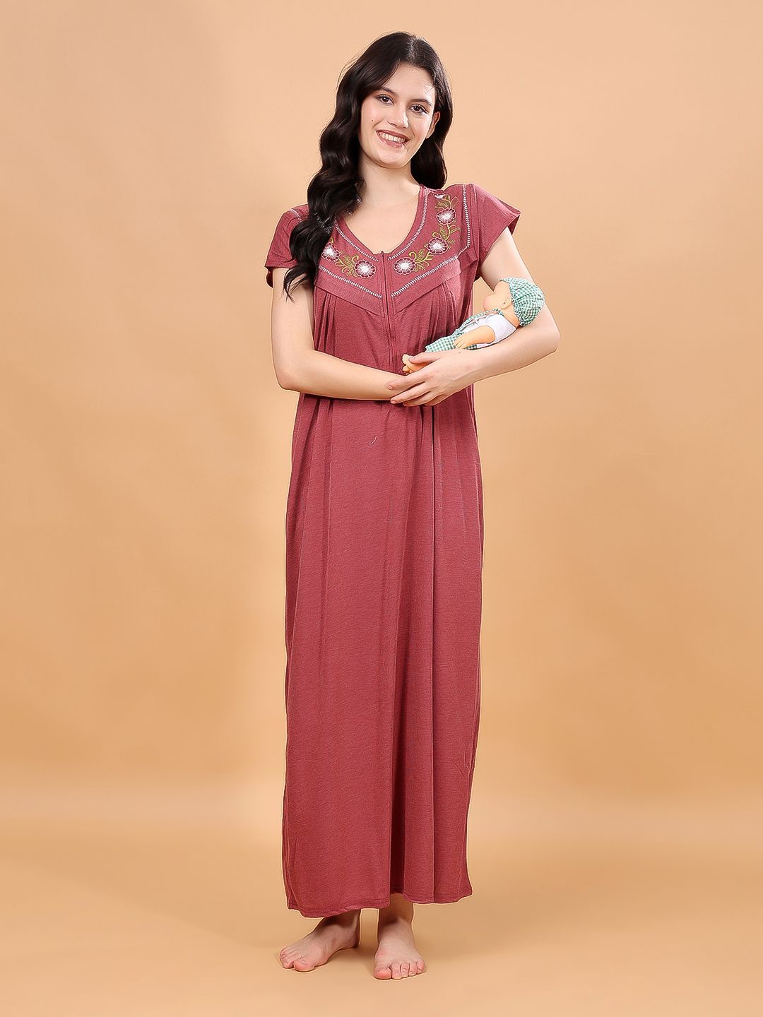 

CHUI MUI Women Floral Embroidered Round Neck Maxi Nightdress, Maroon