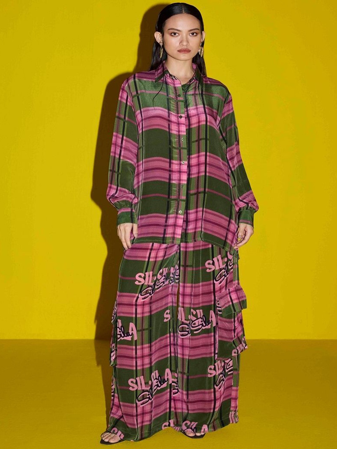 

SIL SILA Checked Spread Collar Cuffed Sleeves Shirt & Palazzos, Green