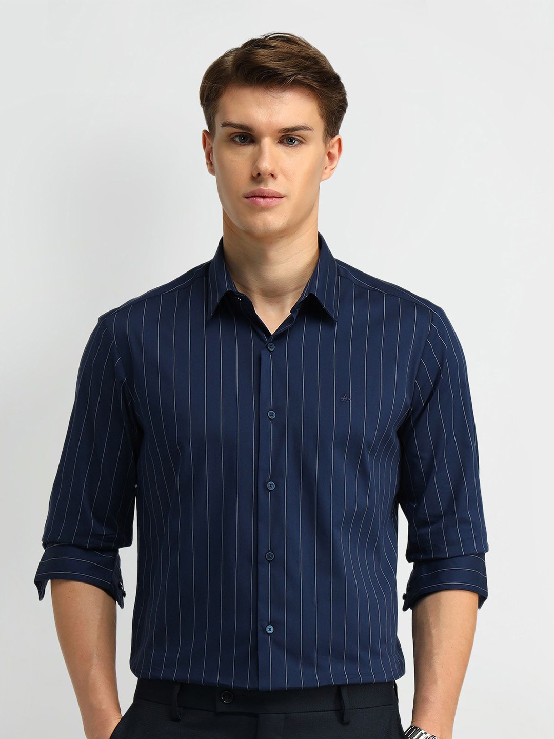 

Arrow New York Men Smart Slim Fit Opaque Striped Formal Shirt, Blue