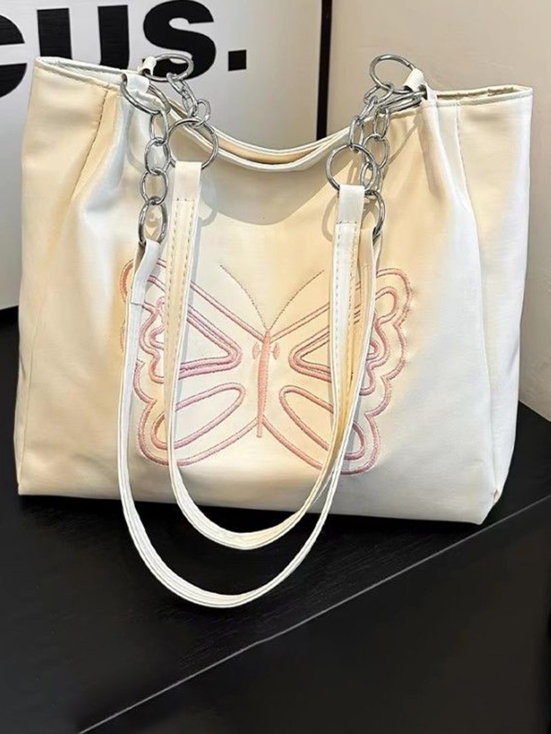 

StyleCast Shopper Handheld Bag with Tasselled, White