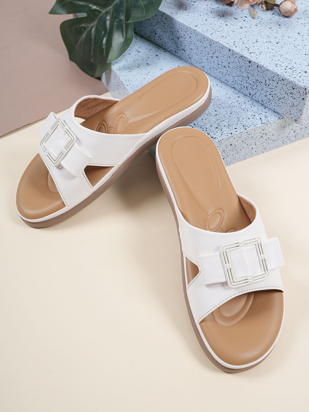 

Style Shoes Women Textured Open Toe Flats, White