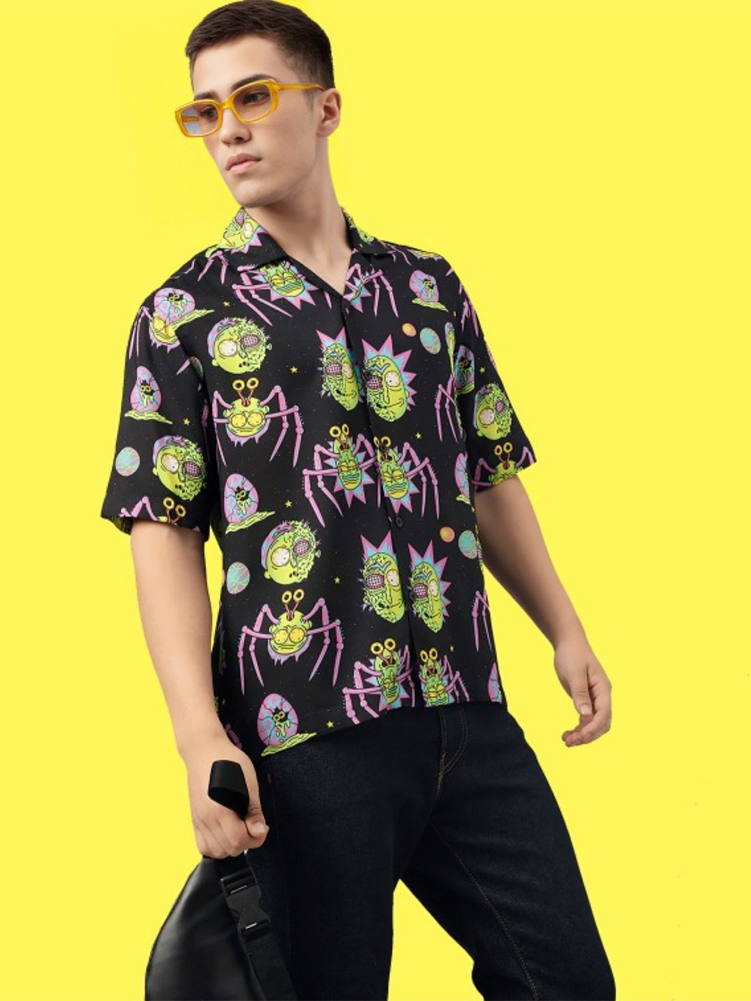 

Entertainment Store Men Relaxed Rick And Morty 0672 Printed Shirt, Black
