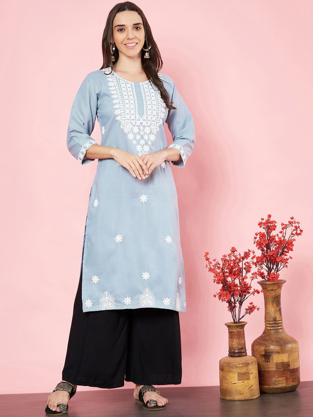 

HERE&NOW Round Neck Floral Embroidered Thread Work Cotton Straight Kurta, Grey