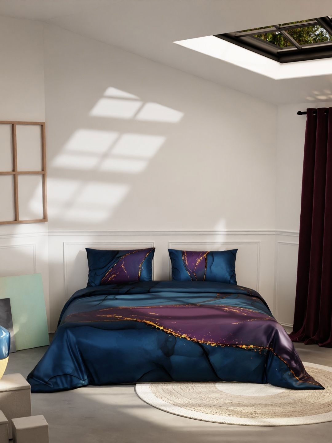 

Stoa Paris Louvre Navy Blue & Purple AC Room 150 GSM Satin King Comforter