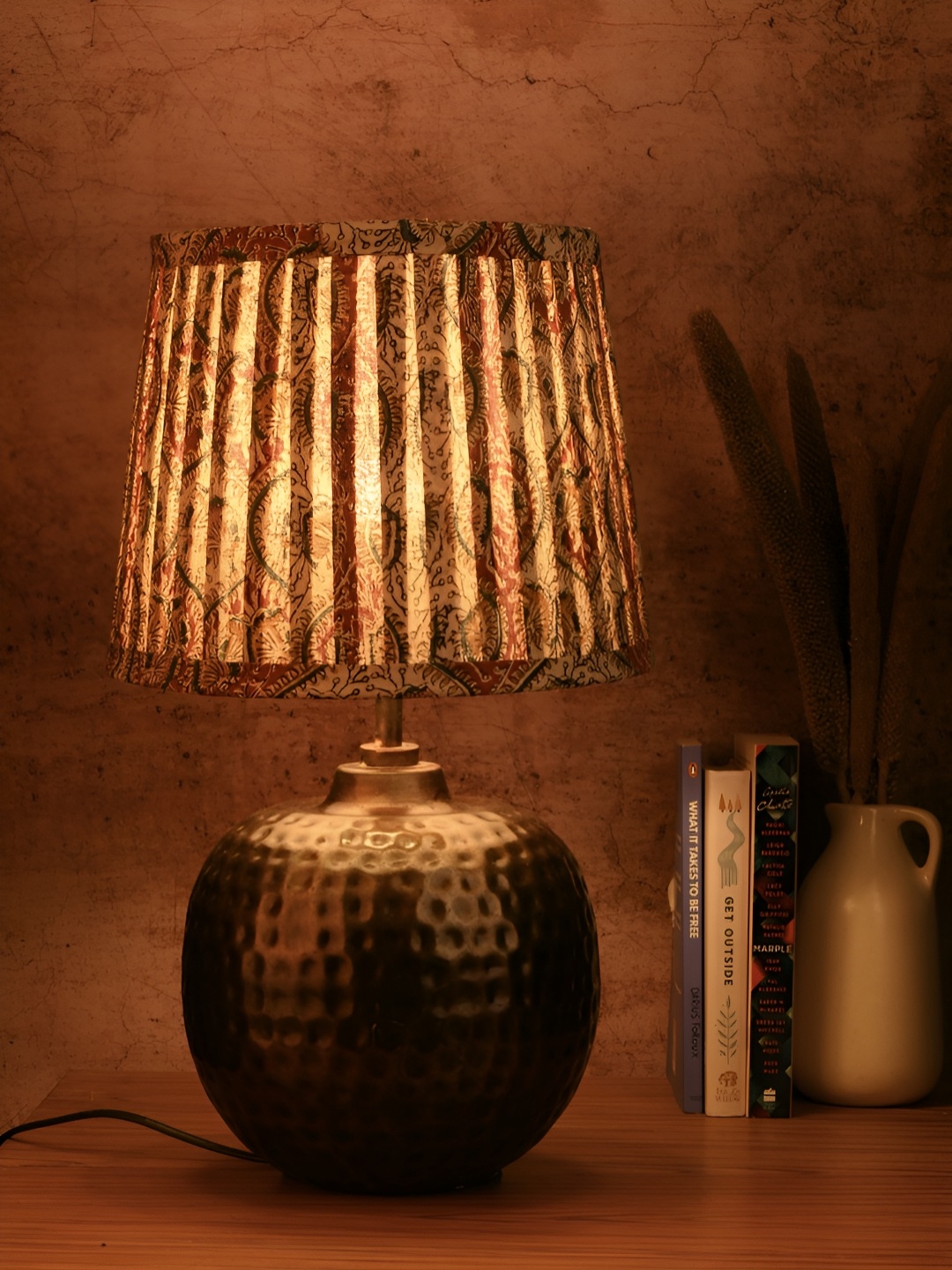 

green girgit Maroon Printed Metal Cylindrical Shaped Table Lamp