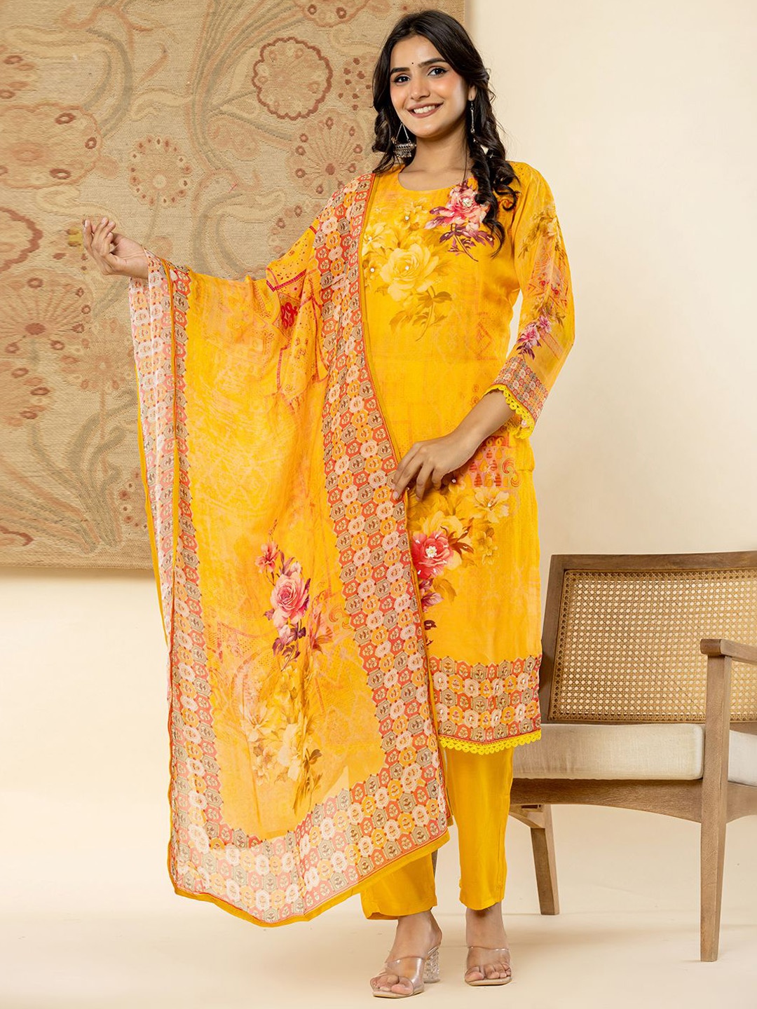 

Yufta Yellow Floral Printed Regular Sequinned Organza Straight Kurta & Trouser & Dupatta