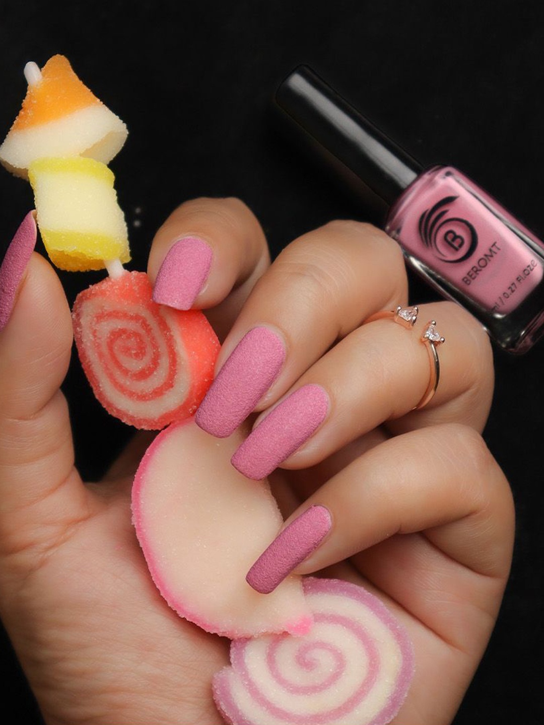 

BEROMT Matte Sugar Crush Quick Dry Nail Polish - 8 ml - BNP613 - Pink