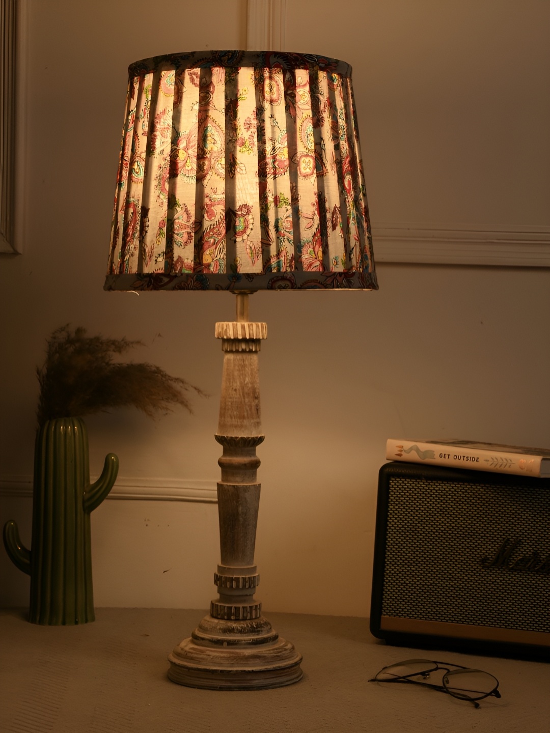

green girgit White Printed Wood Frusturical Shaped Table Lamp