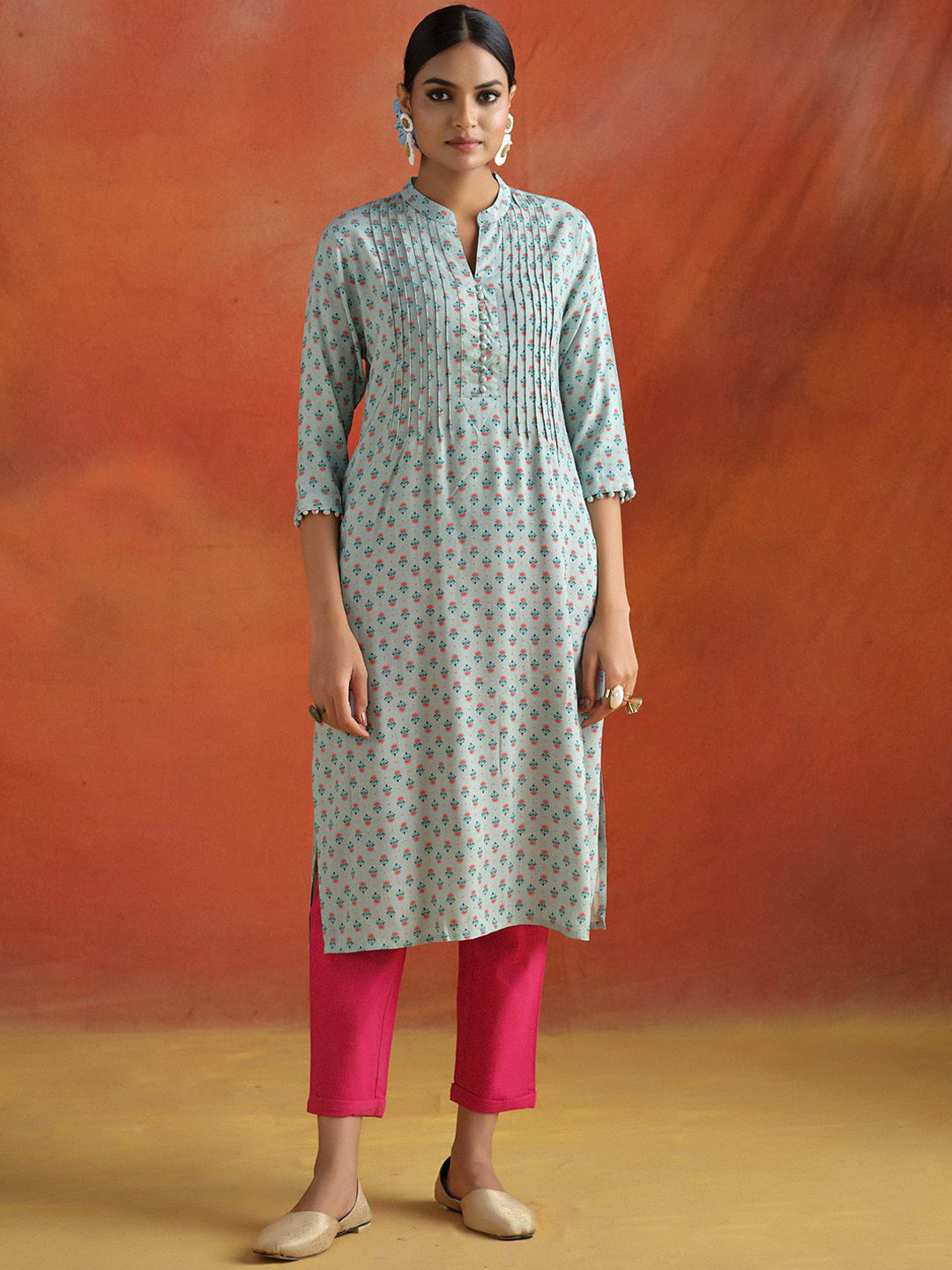 

Jaipur Kurti Floral Printed Mandarin Collar Straight Kurta, Blue