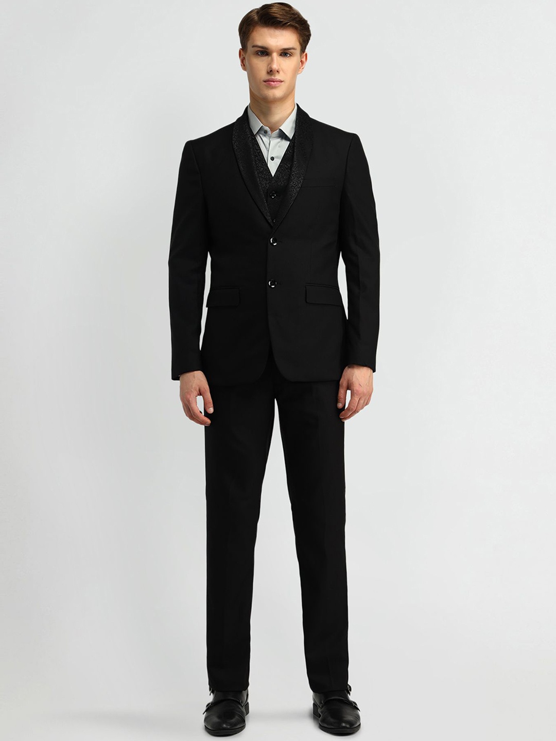 

Arrow Self Design Single-Breasted 3-Piece Formal Suit, Black