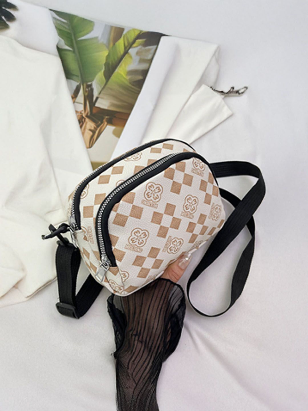

StyleCast Checked Structured Sling Bag with Tasselled, White