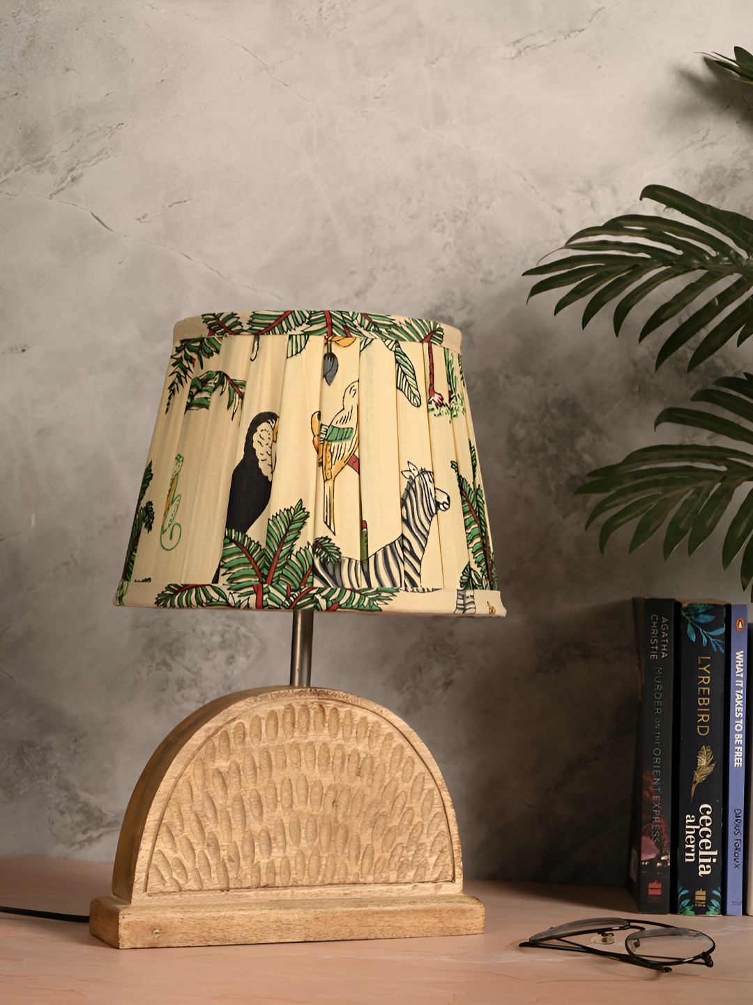 

green girgit Brown Printed Wood Frusturical Shaped Table Lamp