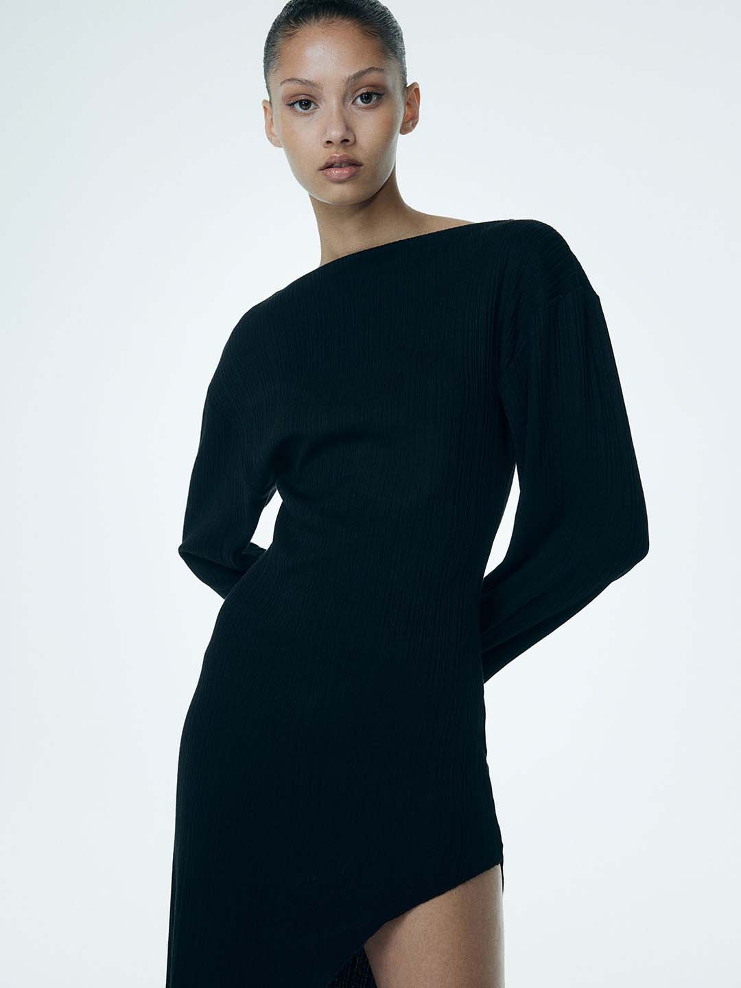 

H&M Ribbed Asymmetric Dresses, Black