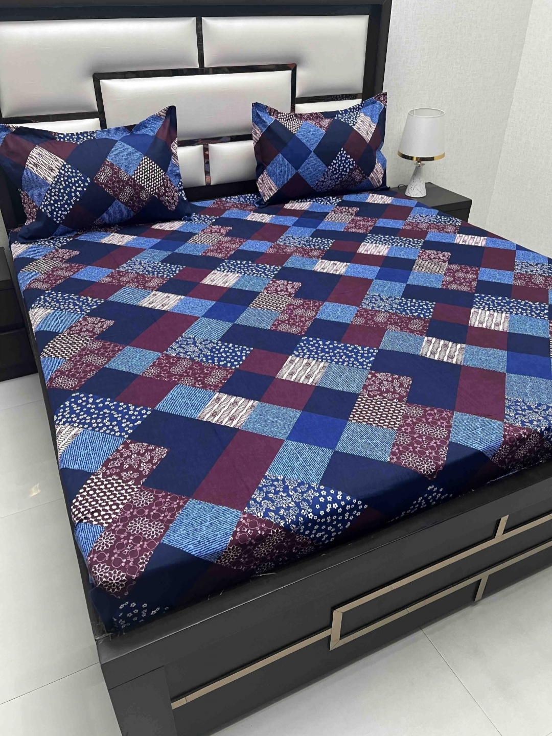 

Pure Decor Queen Size Double Bedsheet With 2 Pillow Covers 2.28m X 2.54m, Blue