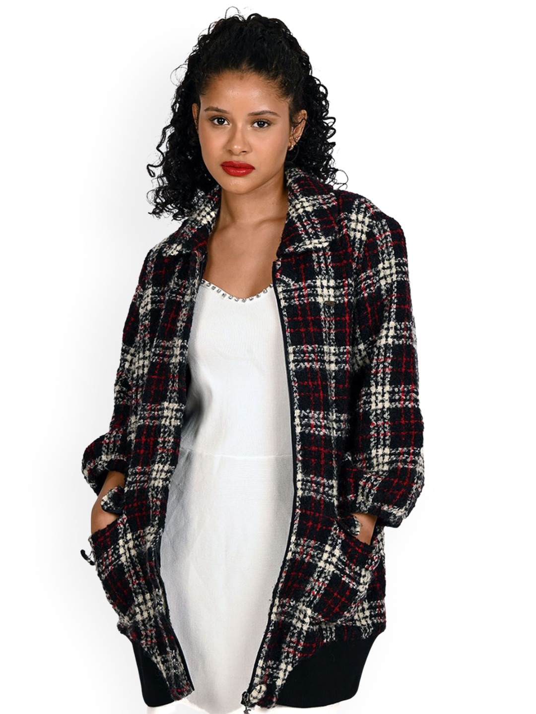 

ODETTE Women Checked Woollen Crop Open Front Jacket, Black