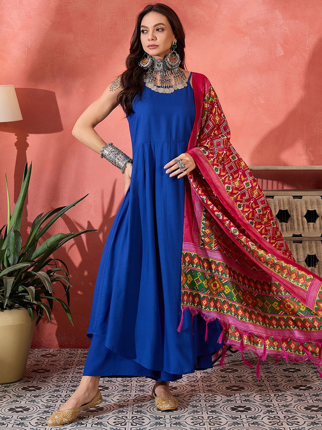 

InWeave Shoulder Strap Regular Anarkali Kurta with Palazzos & Dupatta, Blue