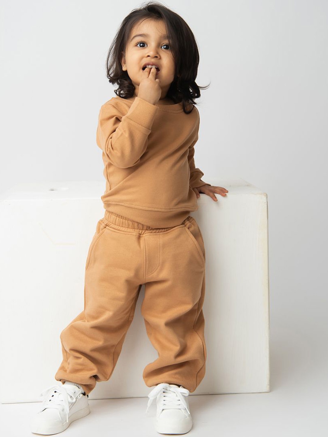 

COT & CANDY Infants Mid-Rise Relaxed-Fit Joggers, Brown