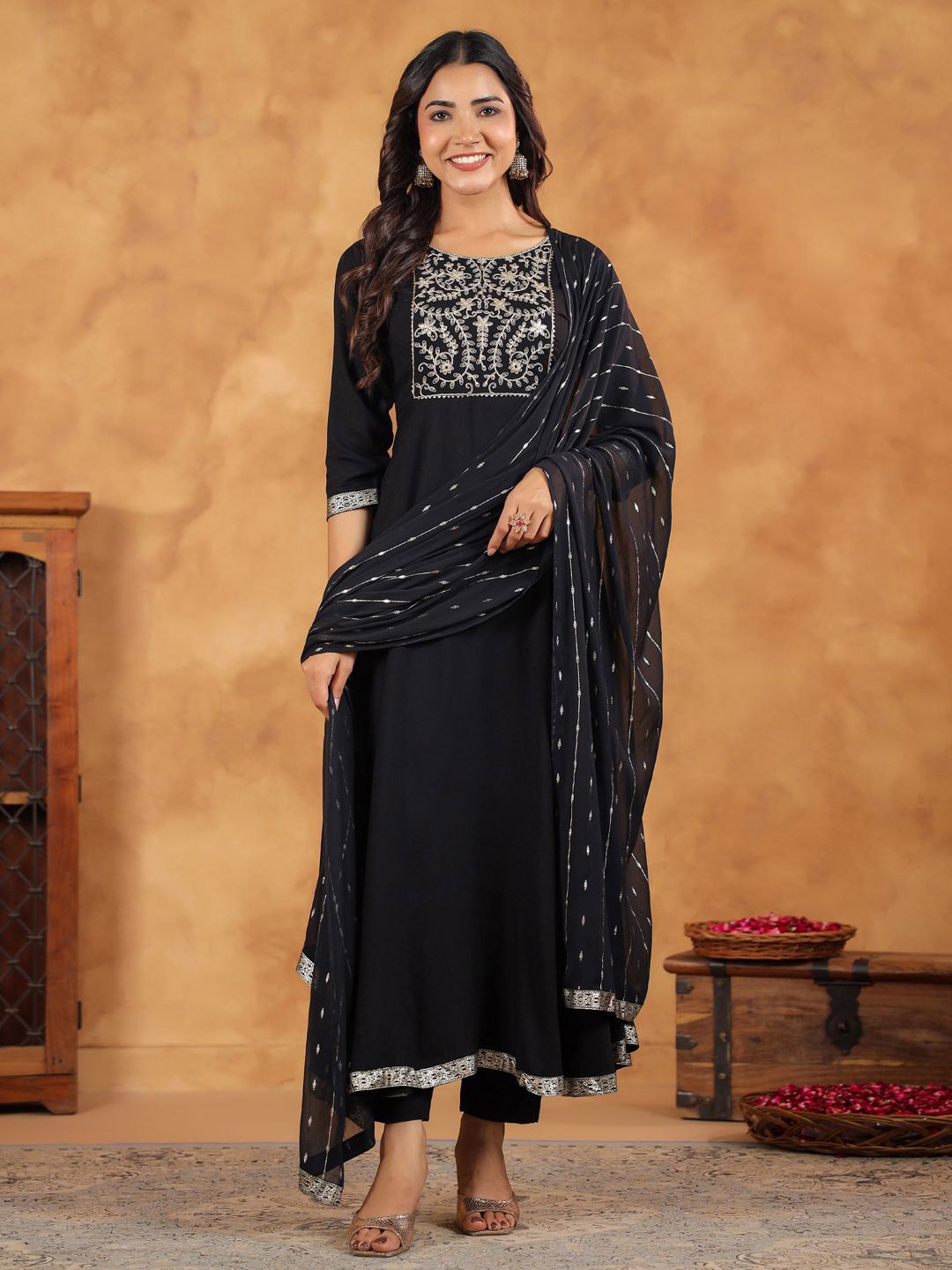 

Janasya Floral Yoke Design Sequinned Kurta with Trouser & Dupatta, Black