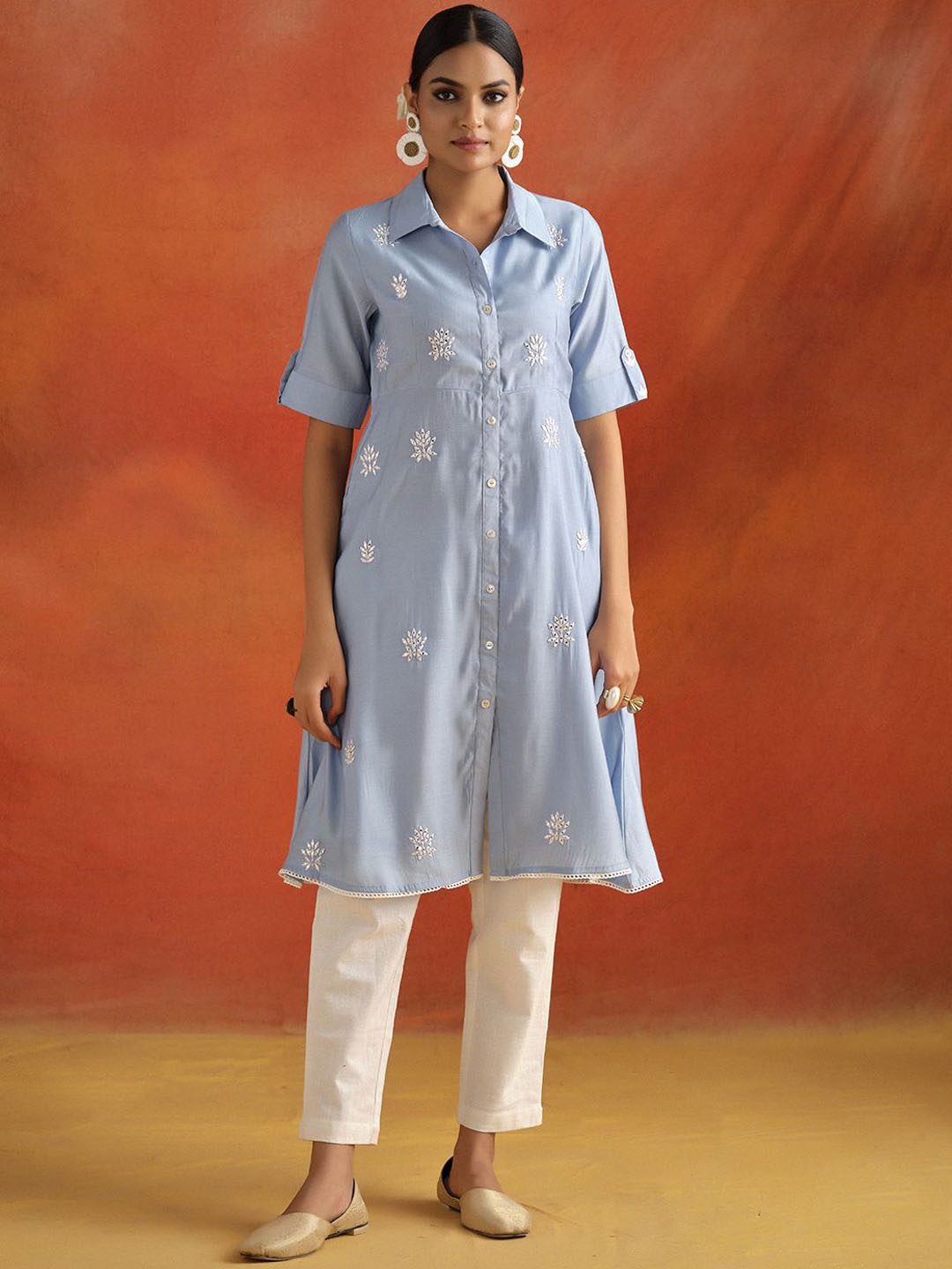 

Jaipur Kurti Floral Embroidered Mirror Work A-Line Kurta, Blue