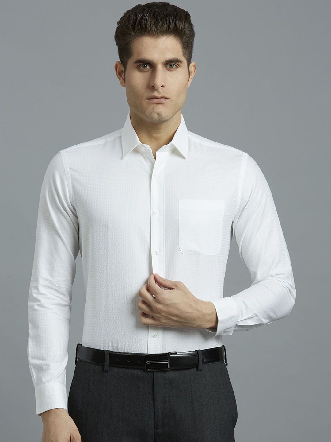 

Reid & Taylor Men Slim Fit Opaque Formal Shirt, White