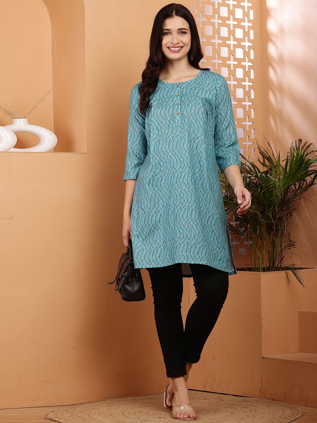 

RIG-TIE Women Leheriya Printed Cotton Kurta, Green