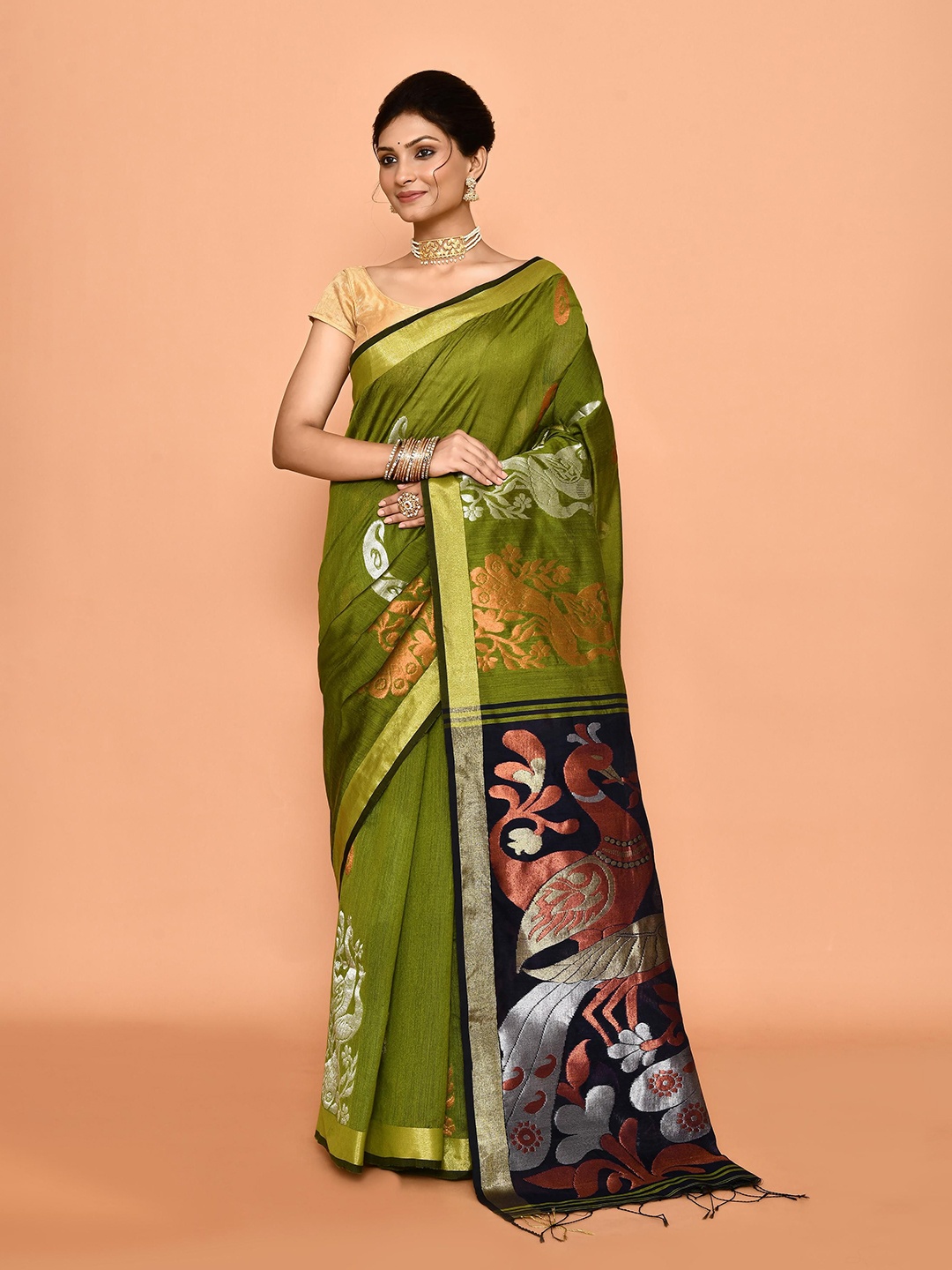 

PUKU Woven Design Zari Taant Saree, Green