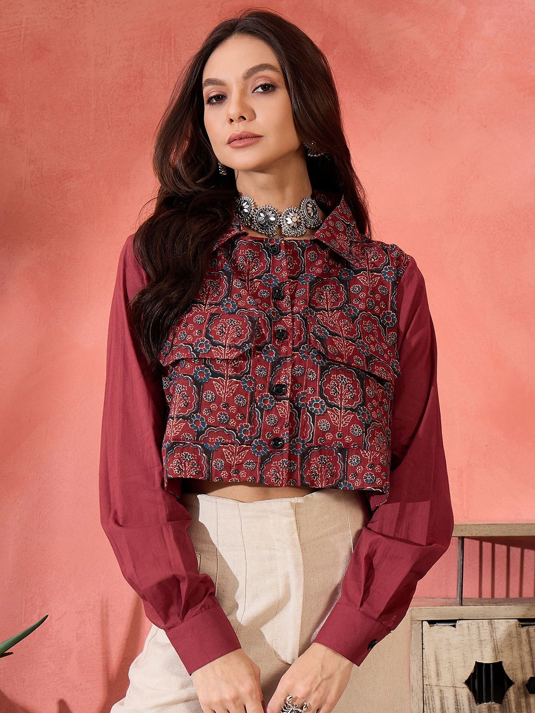 

InWeave Women Floral Crop Open Front Jacket with Embroidered, Maroon